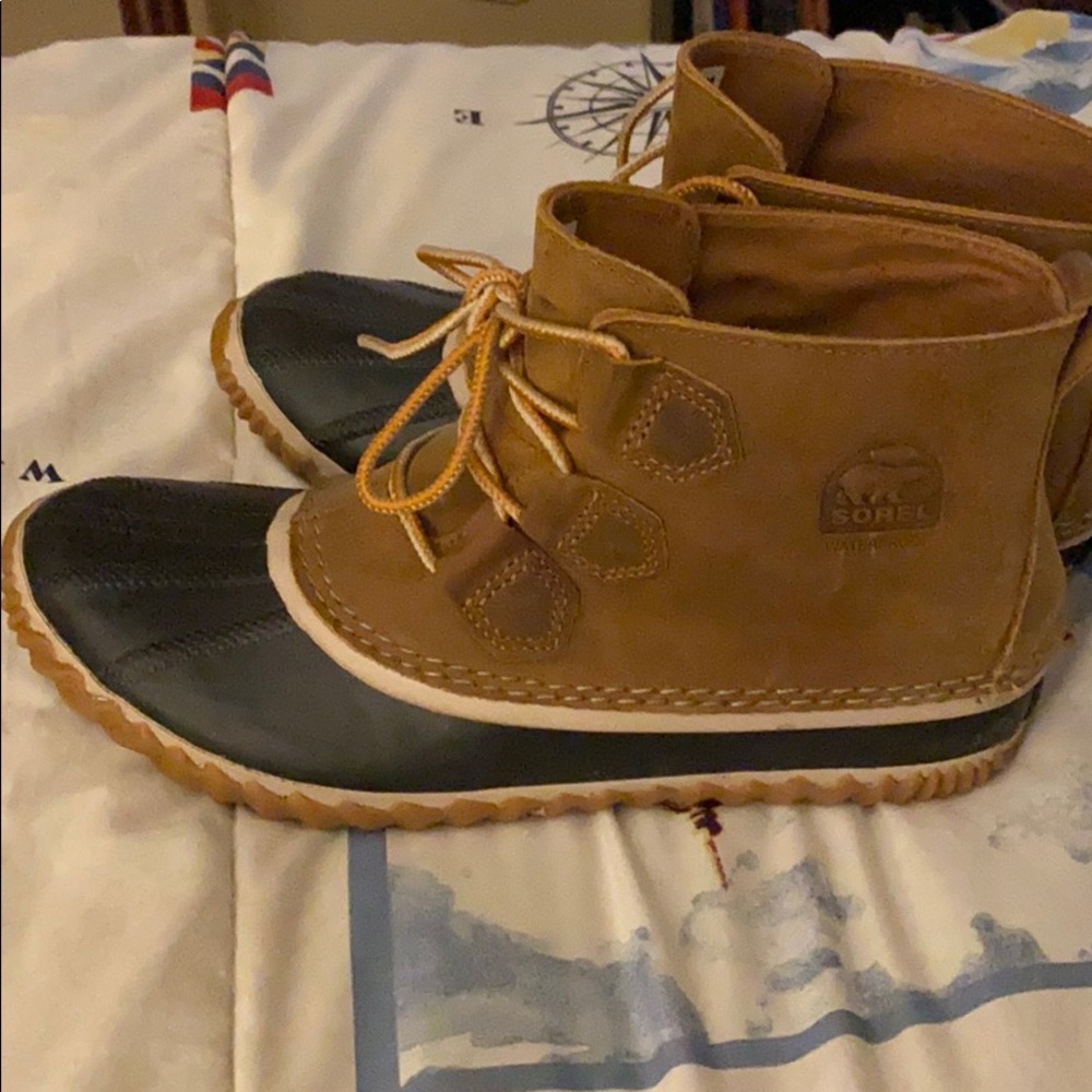 Sorel waterproof boots